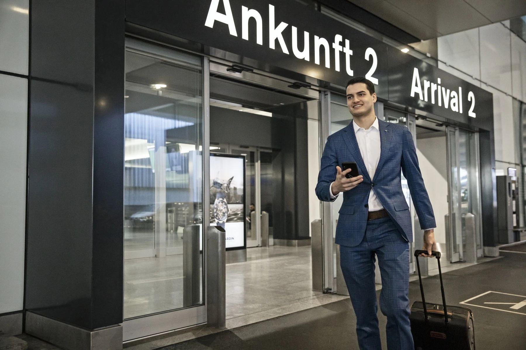 Guest arriving at Zurich Airport Arrival 2